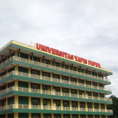 Yapis University Papua, University | We provide Indonesia infrastructure map on various property sectors and data. Access property listings, infrastructure developments, news, and valuable transaction data for informed decisions.