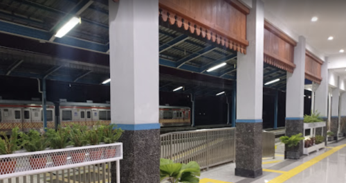 Palur Station, Commuter Station | We provide Indonesia infrastructure map on various property sectors and data. Access property listings, infrastructure developments, news, and valuable transaction data for informed decisions.