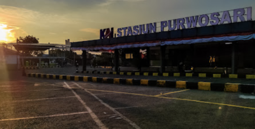 Purwosari Station, Commuter Station | We provide Indonesia infrastructure map on various property sectors and data. Access property listings, infrastructure developments, news, and valuable transaction data for informed decisions.