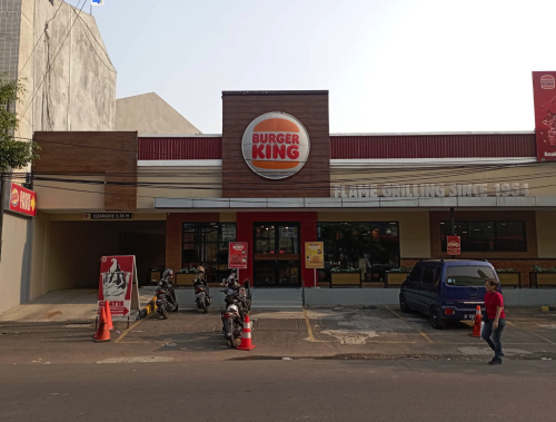 Burger King Bendungan Hilir, Stand Alone Retail | We provide Indonesia infrastructure map on various property sectors and data. Access property listings, infrastructure developments, news, and valuable transaction data for informed decisions.