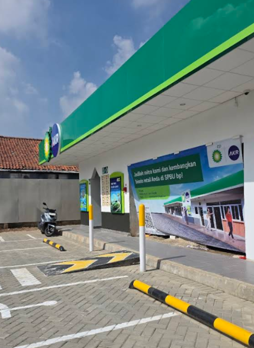 SPBU BP Karang Tengah, Gas Station | We provide Indonesia infrastructure map on various property sectors and data. Access property listings, infrastructure developments, news, and valuable transaction data for informed decisions.