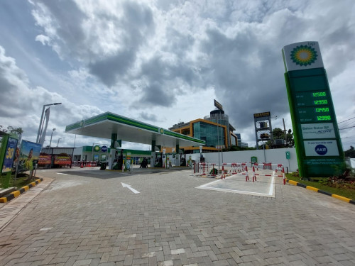SPBU BP Lingkar Luar Barat, Gas Station | We provide Indonesia infrastructure map on various property sectors and data. Access property listings, infrastructure developments, news, and valuable transaction data for informed decisions.