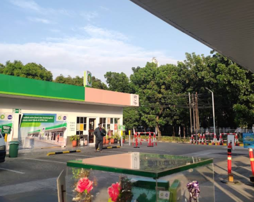 SPBU BP Minangkabau, Gas Station | We provide Indonesia infrastructure map on various property sectors and data. Access property listings, infrastructure developments, news, and valuable transaction data for informed decisions.