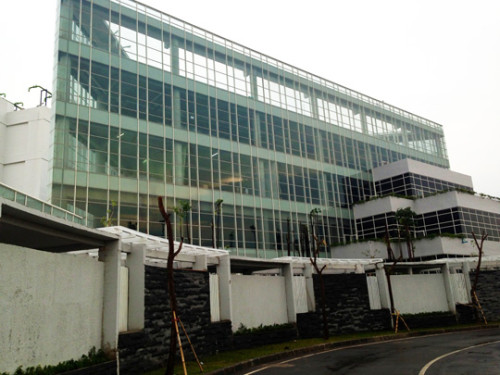 Equinix JK1, Data Center | We provide Indonesia infrastructure map on various property sectors and data. Access property listings, infrastructure developments, news, and valuable transaction data for informed decisions.