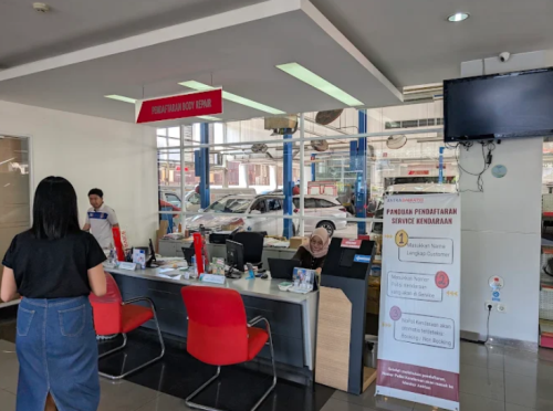 Astra Daihatsu Jayakarta, Automotive Dealership | We provide Indonesia infrastructure map on various property sectors and data. Access property listings, infrastructure developments, news, and valuable transaction data for informed decisions.