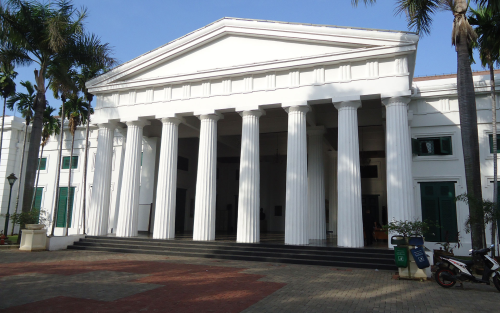Museum of Fine Art and Ceramics, Entertainment | We provide Indonesia infrastructure map on various property sectors and data. Access property listings, infrastructure developments, news, and valuable transaction data for informed decisions.