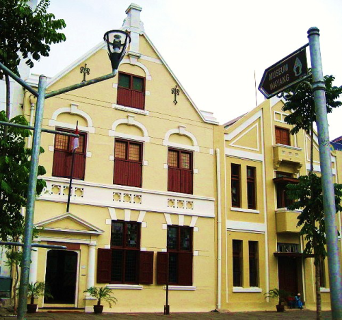 Wayang Museum, Entertainment | We provide Indonesia infrastructure map on various property sectors and data. Access property listings, infrastructure developments, news, and valuable transaction data for informed decisions.