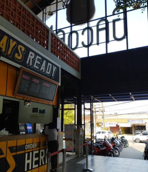 Mie Gacoan Pulo Gebang, Stand Alone Retail | We provide Indonesia infrastructure map on various property sectors and data. Access property listings, infrastructure developments, news, and valuable transaction data for informed decisions.