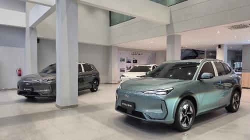 Geely Premium Fatmawati, Automotive Dealership | We provide Indonesia infrastructure map on various property sectors and data. Access property listings, infrastructure developments, news, and valuable transaction data for informed decisions.
