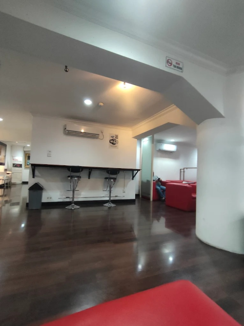 Honda Cakra Pangukir, Automotive Dealership | We provide Indonesia infrastructure map on various property sectors and data. Access property listings, infrastructure developments, news, and valuable transaction data for informed decisions.