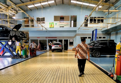 Honda Pondok Pinang, Automotive Dealership | We provide Indonesia infrastructure map on various property sectors and data. Access property listings, infrastructure developments, news, and valuable transaction data for informed decisions.
