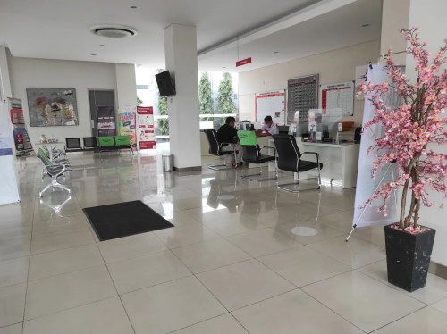 Honda Surya Jaya Cijantung, Automotive Dealership | We provide Indonesia infrastructure map on various property sectors and data. Access property listings, infrastructure developments, news, and valuable transaction data for informed decisions.