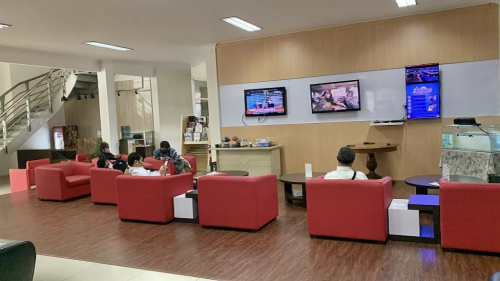 Honda Tendean, Automotive Dealership | We provide Indonesia infrastructure map on various property sectors and data. Access property listings, infrastructure developments, news, and valuable transaction data for informed decisions.