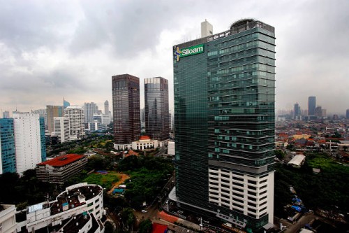 MRCCC Siloam Hospitals Semanggi, Hospital | We provide Indonesia infrastructure map on various property sectors and data. Access property listings, infrastructure developments, news, and valuable transaction data for informed decisions.