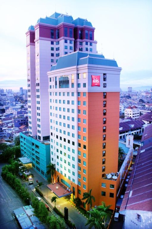 Completed hotel, Metropolitan Golden Management & Pacific Corponusa | We provide Indonesia infrastructure map on various property sectors and data. Access property listings, infrastructure developments, news, and valuable transaction data for informed decisions.