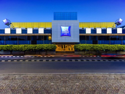 Completed hotel, Jakarta Setiabudi Internasional  | We provide Indonesia infrastructure map on various property sectors and data. Access property listings, infrastructure developments, news, and valuable transaction data for informed decisions.