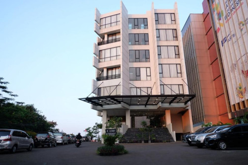 Completed hotel | We provide Indonesia infrastructure map on various property sectors and data. Access property listings, infrastructure developments, news, and valuable transaction data for informed decisions.