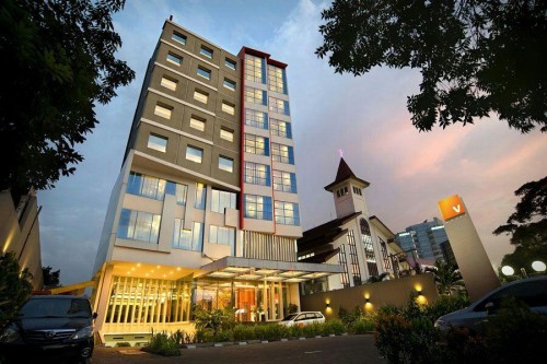 Completed hotel, Sofyan Hotel | We provide Indonesia infrastructure map on various property sectors and data. Access property listings, infrastructure developments, news, and valuable transaction data for informed decisions.