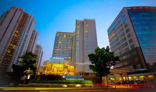Completed hotel, Staco Graha & Wyndham Hotel Management | We provide Indonesia infrastructure map on various property sectors and data. Access property listings, infrastructure developments, news, and valuable transaction data for informed decisions.