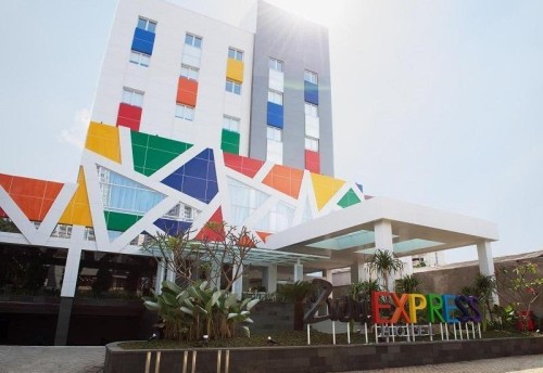 Completed hotel, Grand Zuri Group | We provide Indonesia infrastructure map on various property sectors and data. Access property listings, infrastructure developments, news, and valuable transaction data for informed decisions.