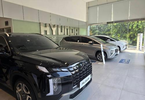 Hyundai Kalimalang, Automotive Dealership | We provide Indonesia infrastructure map on various property sectors and data. Access property listings, infrastructure developments, news, and valuable transaction data for informed decisions.