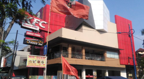 KFC Cempaka Putih Jakarta, Stand Alone Retail | We provide Indonesia infrastructure map on various property sectors and data. Access property listings, infrastructure developments, news, and valuable transaction data for informed decisions.