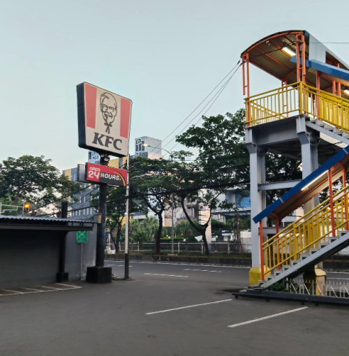 KFC Daan Mogot, Stand Alone Retail | We provide Indonesia infrastructure map on various property sectors and data. Access property listings, infrastructure developments, news, and valuable transaction data for informed decisions.