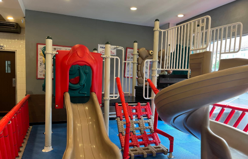 KFC Salemba Jakarta, Stand Alone Retail | We provide Indonesia infrastructure map on various property sectors and data. Access property listings, infrastructure developments, news, and valuable transaction data for informed decisions.