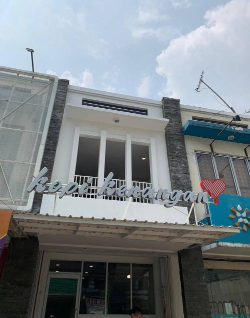 Kopi Kenangan Jl. Pisangan Lama, Stand Alone Retail | We provide Indonesia infrastructure map on various property sectors and data. Access property listings, infrastructure developments, news, and valuable transaction data for informed decisions.