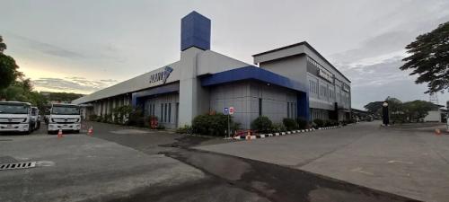 Mercedes-Benz Alun Indah Cakung, Automotive Dealership | We provide Indonesia infrastructure map on various property sectors and data. Access property listings, infrastructure developments, news, and valuable transaction data for informed decisions.