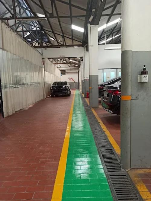 Mercedes-Benz DAM Body & Paint Bandengan, Automotive Dealership | We provide Indonesia infrastructure map on various property sectors and data. Access property listings, infrastructure developments, news, and valuable transaction data for informed decisions.