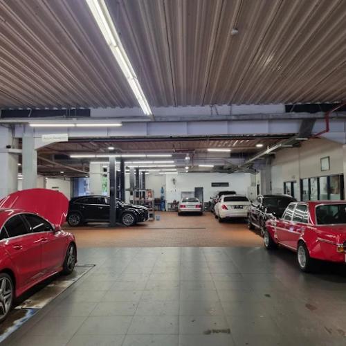 Mercedes-Benz PRO Gandaria, Automotive Dealership | We provide Indonesia infrastructure map on various property sectors and data. Access property listings, infrastructure developments, news, and valuable transaction data for informed decisions.