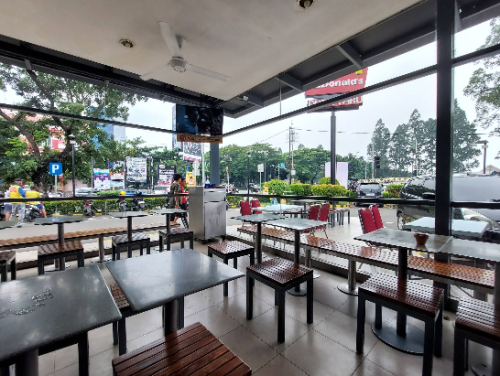 McDonald's Duren Sawit, Stand Alone Retail | We provide Indonesia infrastructure map on various property sectors and data. Access property listings, infrastructure developments, news, and valuable transaction data for informed decisions.