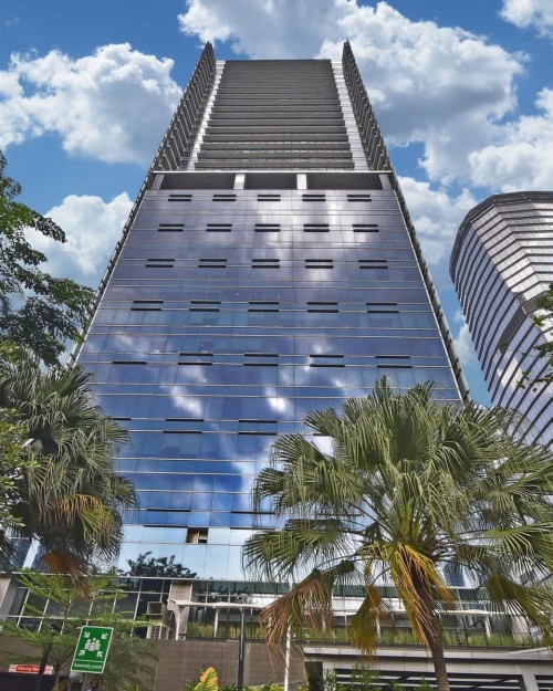 Cyber 2 adalah gedung perkantoran  yang terletak di jantung bisnis kota, tepatnya pada Jalan HR.Rasuna Said, Jakarta Selatan. Gedung ini memiliki total 32 lanta...
