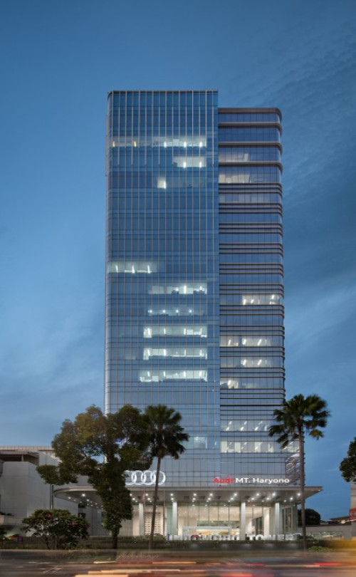 Indomobil Tower terletak di Jl. Letjend. MT. Haryono, Jatinegara, Jakarta Timur. Gedung ini berdiri sejak tahun 2017 dan terdiri atas 21 lantai dengan total lua...