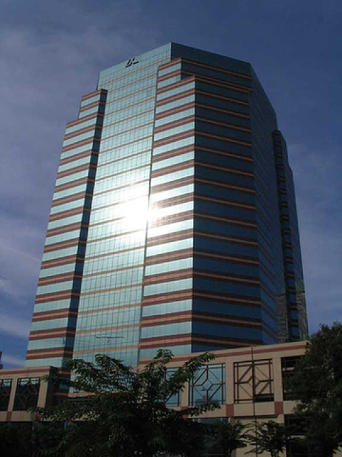 Landmark 1 merupakan gedung perkantoran  yang berada di Jalan Sudirman, Jakarta Selatan. Bangunan ini memiliki luas total 55.000 meter persegi dan memiliki 32 l...