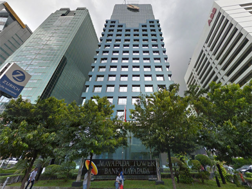 Summitmas 1 merupakan gedung perkantoran  yang berada kawasan bisnis Senayan, Jakarta Selatan. Gedung ini dikelola dan dikembangkan oleh perusahaan Jepang, yait...
