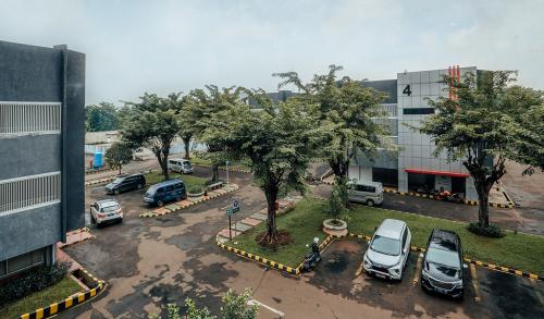 Completed office rent lease, sewa kantor, PT Pulo Mas Jaya | We provide Indonesia infrastructure map on various property sectors and data. Access property listings, infrastructure developments, news, and valuable transaction data for informed decisions.