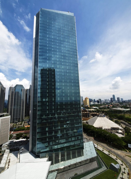 Gedung The Energy berada di kawasan SCBD Sudirman, Jakarta Selatan. Gedung ini terdiri dari 43 lantai dengan total luas bangunan 65.774 meter persegi. Gedung Th...