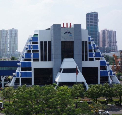 Wisma Tugu 1 adalah gedung perkantoran  yang terletak di jantung bisnis kota, tepatnya pada Jl. HR. Rasuna Said Jakarta Selatan. Gedung ini memiliki 6 lantai, d...