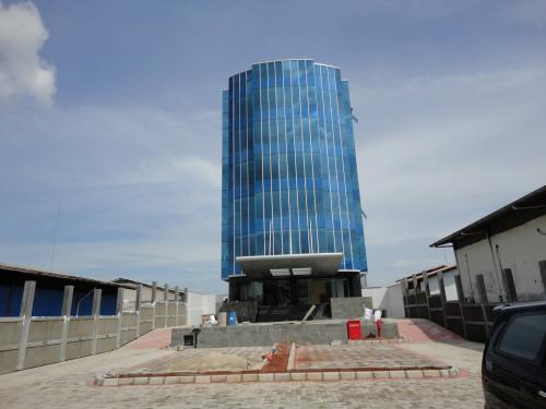 Completed office rent lease, sewa kantor | We provide Indonesia infrastructure map on various property sectors and data. Access property listings, infrastructure developments, news, and valuable transaction data for informed decisions.