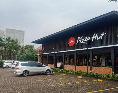 Pizza Hut Pos Pengumben, Stand Alone Retail | We provide Indonesia infrastructure map on various property sectors and data. Access property listings, infrastructure developments, news, and valuable transaction data for informed decisions.