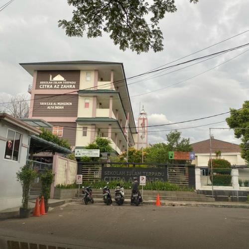 Citra Az Zahra Islamic Kindergarten School, Private School | We provide Indonesia infrastructure map on various property sectors and data. Access property listings, infrastructure developments, news, and valuable transaction data for informed decisions.