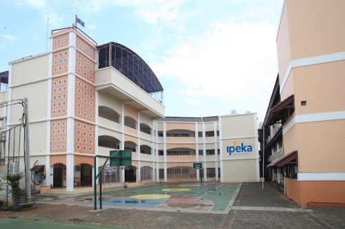 IPEKA Sunter Senior High School, Private School | We provide Indonesia infrastructure map on various property sectors and data. Access property listings, infrastructure developments, news, and valuable transaction data for informed decisions.