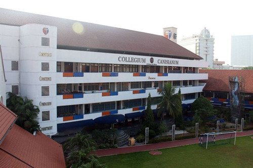 Kolese Kanisius Senior High School, Private School | We provide Indonesia infrastructure map on various property sectors and data. Access property listings, infrastructure developments, news, and valuable transaction data for informed decisions.