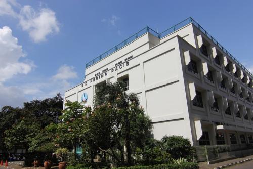 Regina Pacis Primary School, Private School | We provide Indonesia infrastructure map on various property sectors and data. Access property listings, infrastructure developments, news, and valuable transaction data for informed decisions.