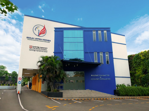 Lentera Indonesia Middle School, Private School | We provide Indonesia infrastructure map on various property sectors and data. Access property listings, infrastructure developments, news, and valuable transaction data for informed decisions.