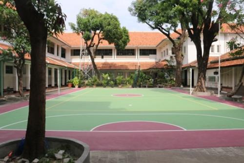Santa Ursula Junior High School, Private School | We provide Indonesia infrastructure map on various property sectors and data. Access property listings, infrastructure developments, news, and valuable transaction data for informed decisions.