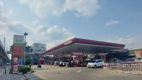 SPBU Pertamina 31.124.02, Gas Station | We provide Indonesia infrastructure map on various property sectors and data. Access property listings, infrastructure developments, news, and valuable transaction data for informed decisions.