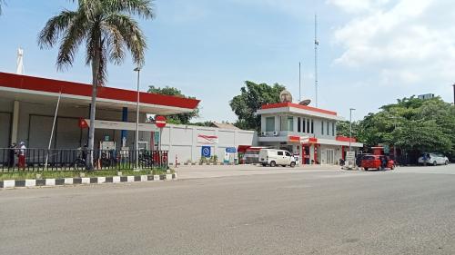 SPBU Pertamina 33.142.01, Gas Station | We provide Indonesia infrastructure map on various property sectors and data. Access property listings, infrastructure developments, news, and valuable transaction data for informed decisions.